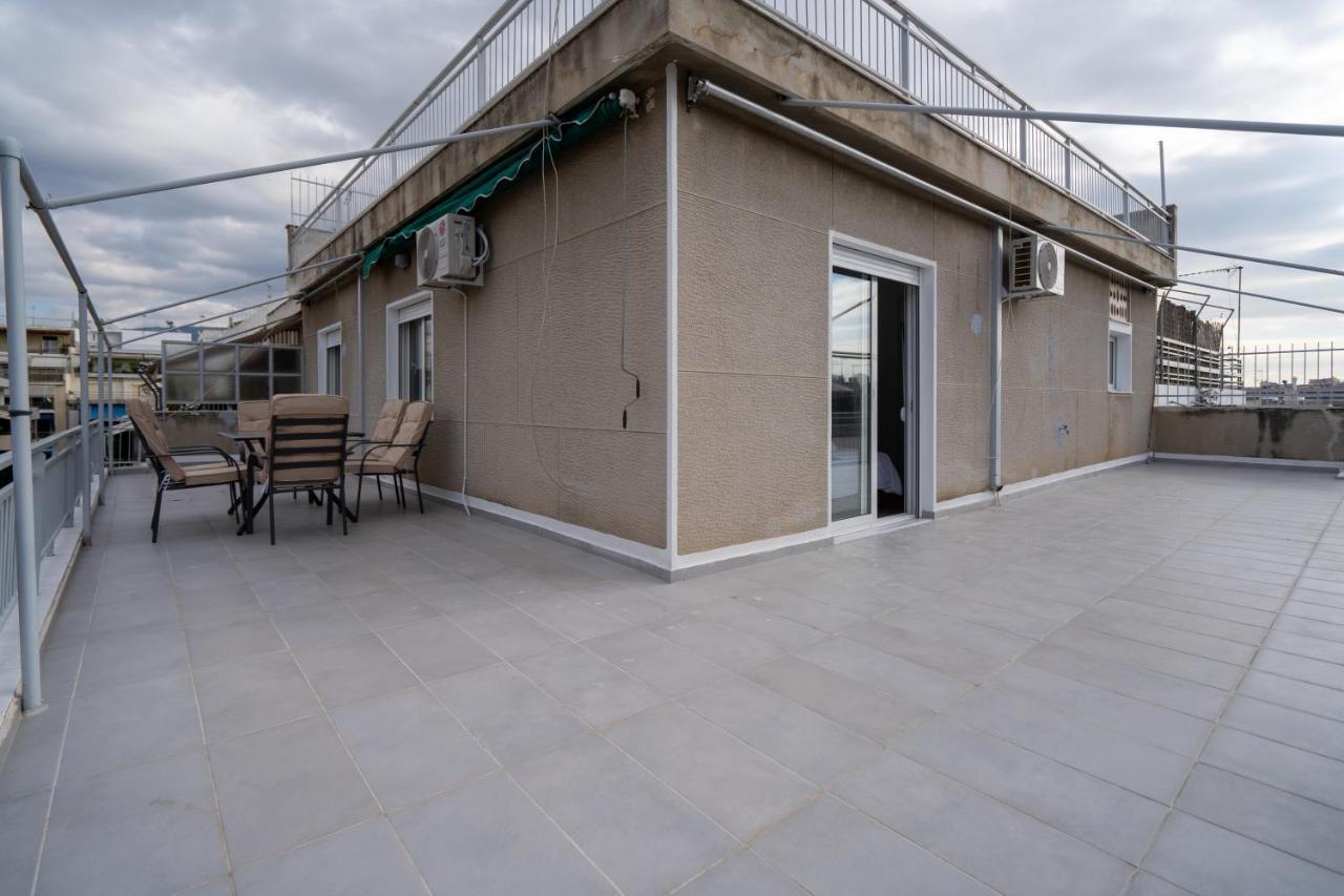 Athens Hideout Apt, Big Rooftop With City View Apartamento Exterior foto