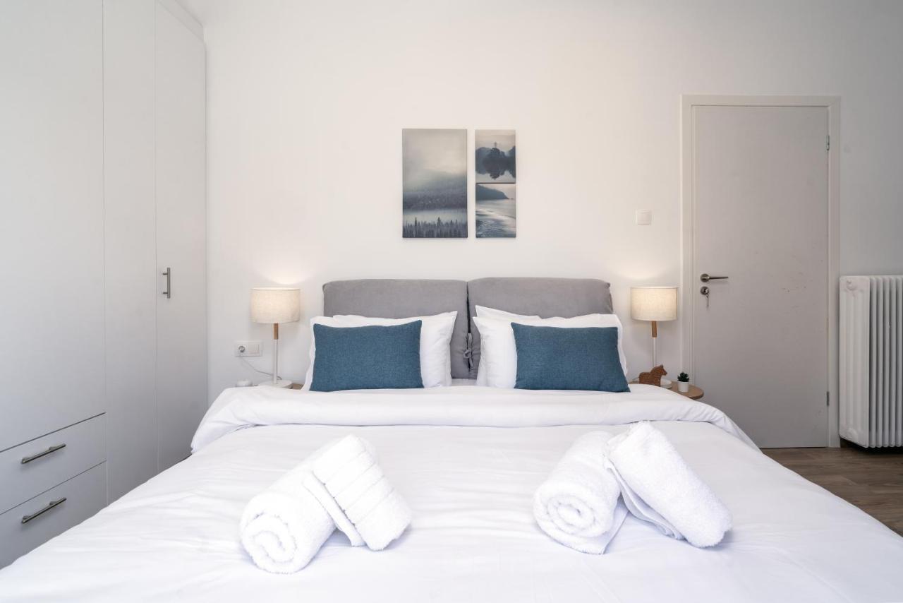 Athens Hideout Apt, Big Rooftop With City View Apartamento Exterior foto