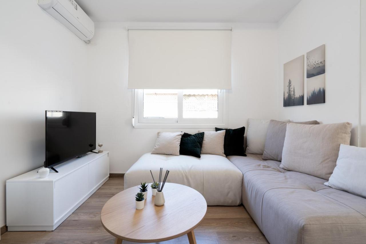 Athens Hideout Apt, Big Rooftop With City View Apartamento Exterior foto